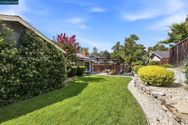 4020 Moselle, Pleasanton, CA 94566