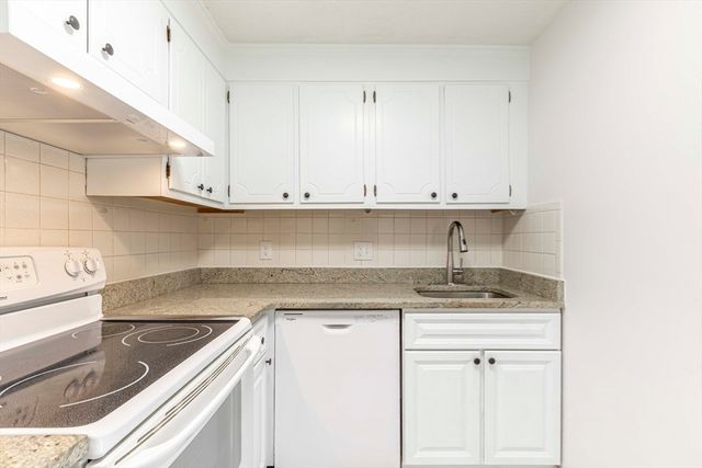 287 Harvard St. 71, Cambridge, MA 02141