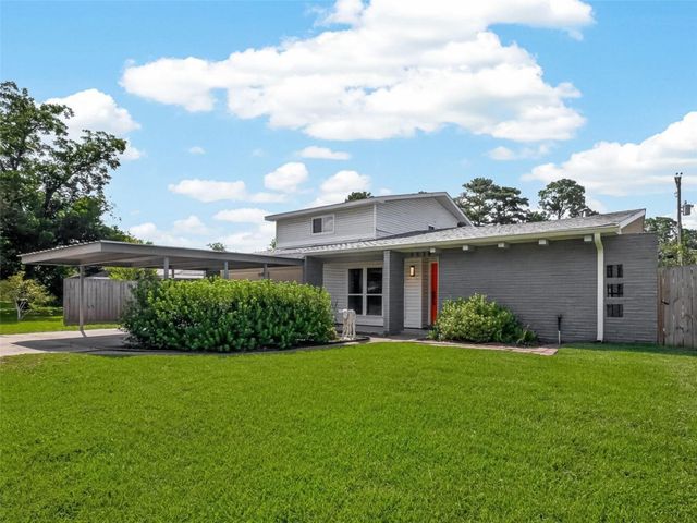 9538 Kerrwood Lane, Houston, TX 77080