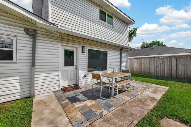 9538 Kerrwood Lane, Houston, TX 77080