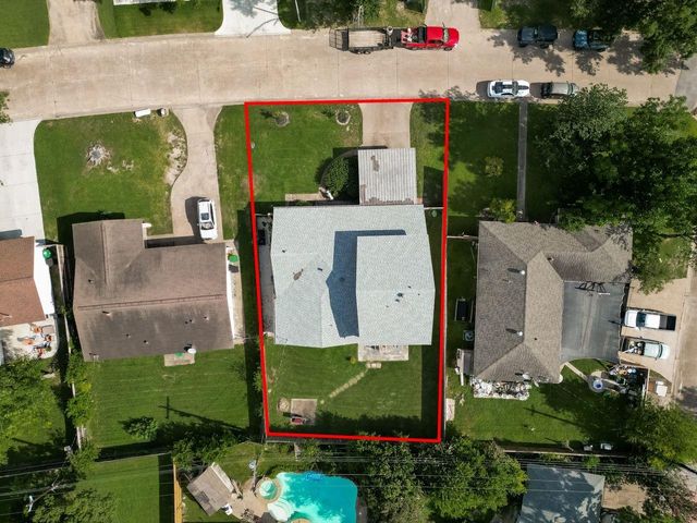 9538 Kerrwood Lane, Houston, TX 77080