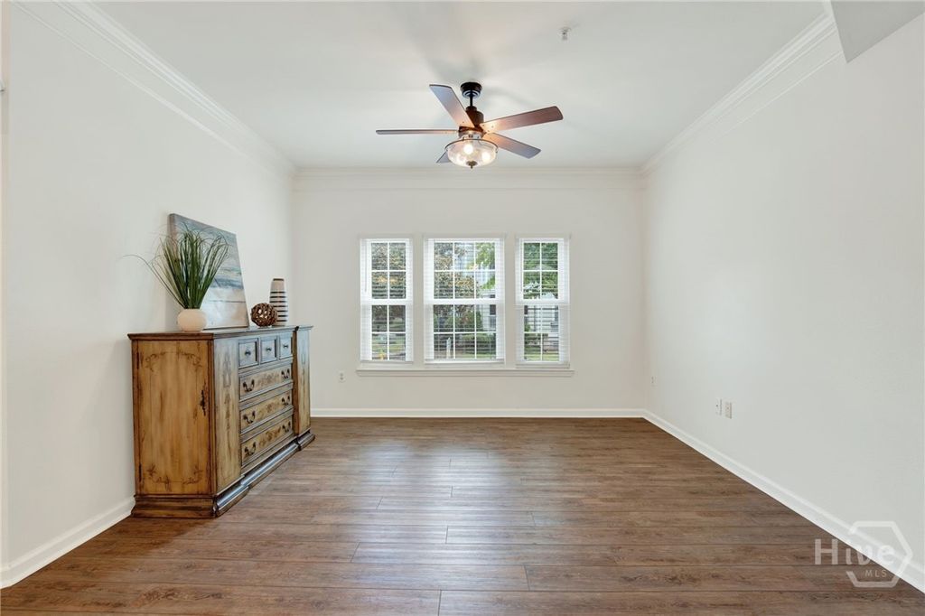 Image 17 of property listing at 2713 Whitemarsh Way, Savannah, GA 31410