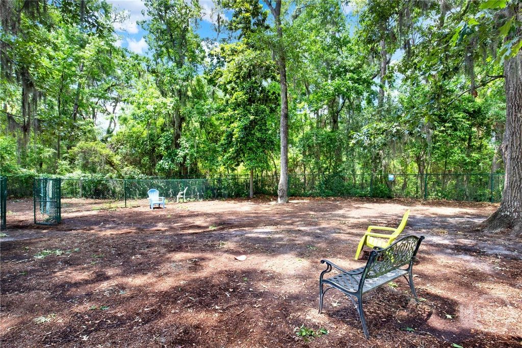 Image 37 of property listing at 2713 Whitemarsh Way, Savannah, GA 31410