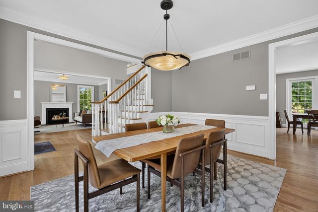24 CHERRY FARM LN, West Chester, PA 19382