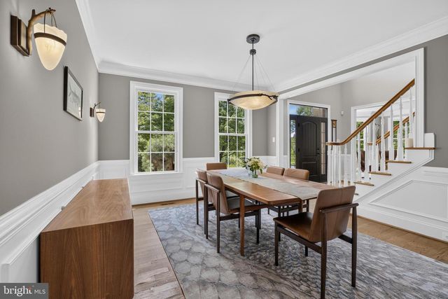 24 CHERRY FARM LN, West Chester, PA 19382