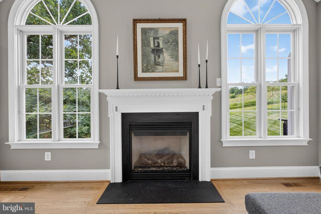 24 CHERRY FARM LN, West Chester, PA 19382