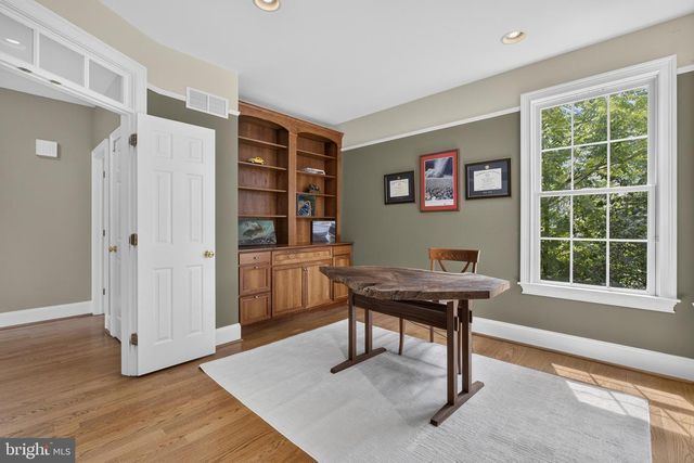 24 CHERRY FARM LN, West Chester, PA 19382