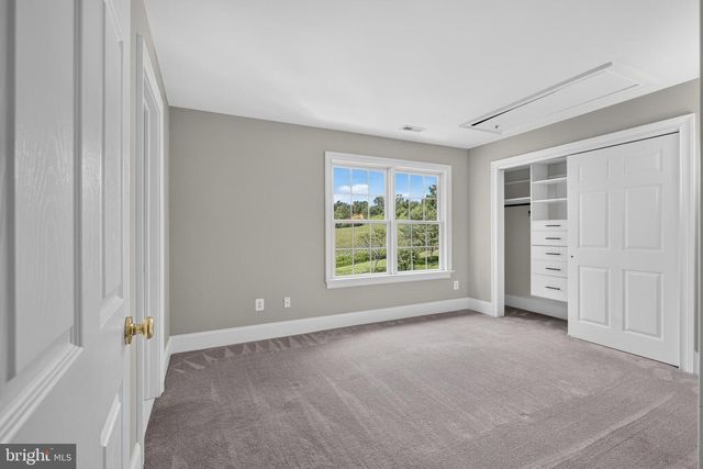 24 CHERRY FARM LN, West Chester, PA 19382