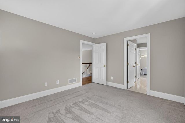 24 CHERRY FARM LN, West Chester, PA 19382