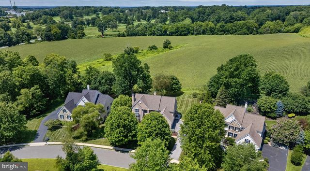 24 CHERRY FARM LN, West Chester, PA 19382