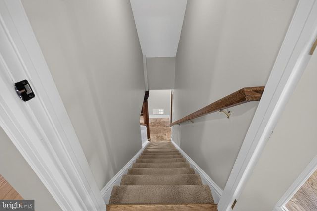 24 CHERRY FARM LN, West Chester, PA 19382