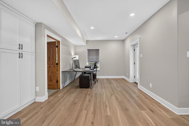 24 CHERRY FARM LN, West Chester, PA 19382