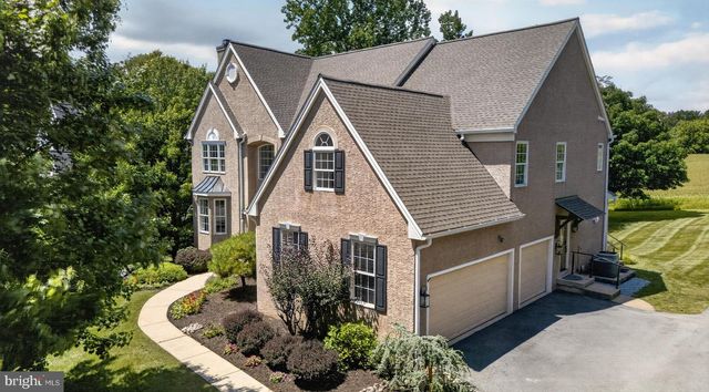 24 CHERRY FARM LN, West Chester, PA 19382