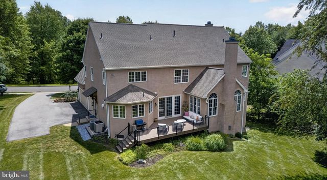 24 CHERRY FARM LN, West Chester, PA 19382