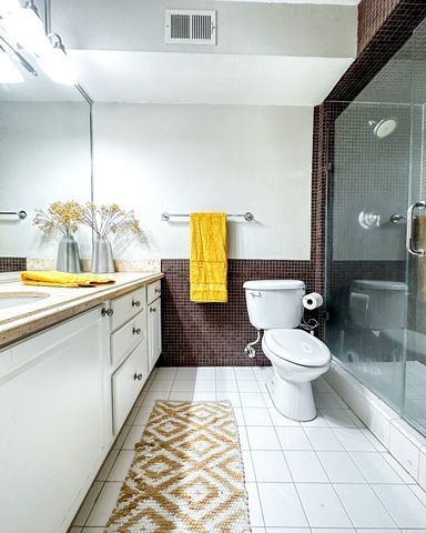 7730 Meadow Park Drive 201, Dallas, TX 75230