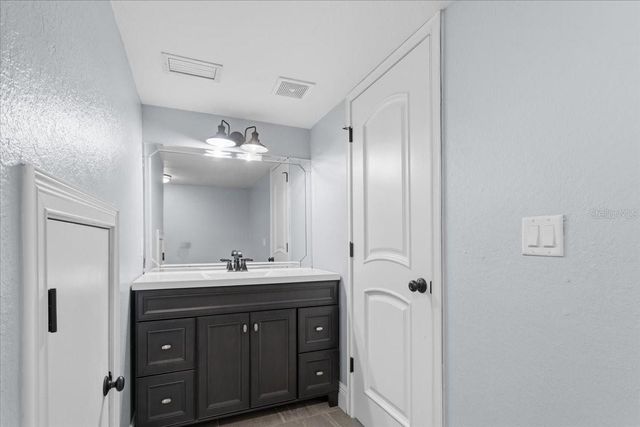 7369 NW 187TH TERRACE, Alachua, FL 32615