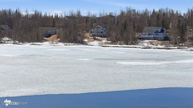 3931 E Cottonwood Way, Wasilla, AK 99654