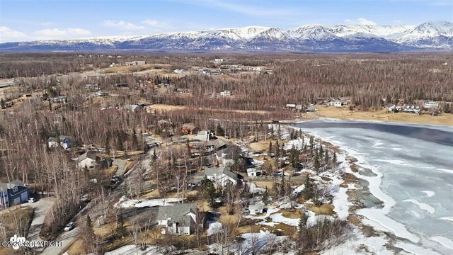 3931 E Cottonwood Way, Wasilla, AK 99654