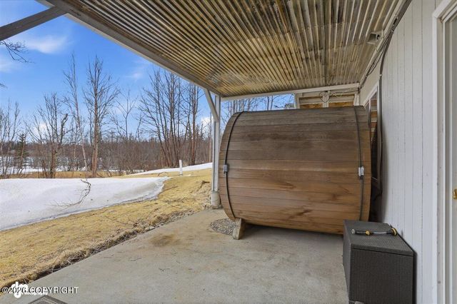 3931 E Cottonwood Way, Wasilla, AK 99654