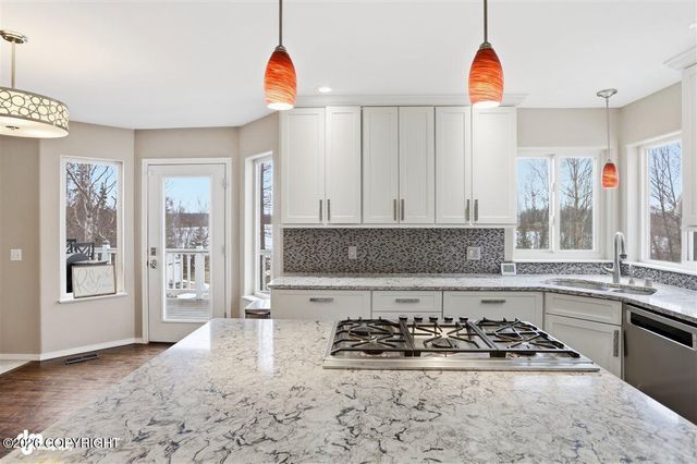 3931 E Cottonwood Way, Wasilla, AK 99654