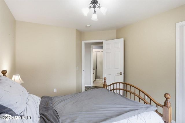 3931 E Cottonwood Way, Wasilla, AK 99654