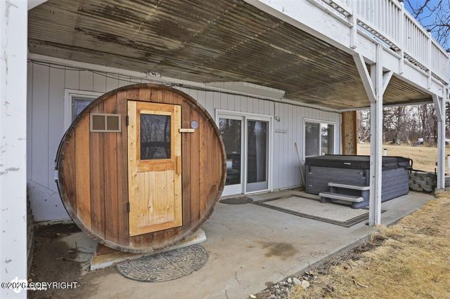 3931 E Cottonwood Way, Wasilla, AK 99654