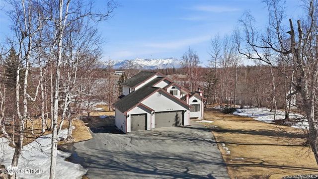 3931 E Cottonwood Way, Wasilla, AK 99654