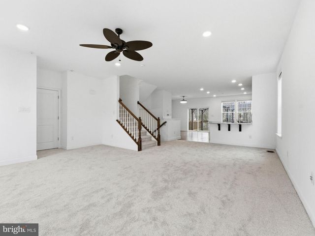 38 SULLIVAN WAY, Marlton, NJ 08053