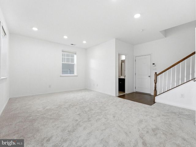 38 SULLIVAN WAY, Marlton, NJ 08053