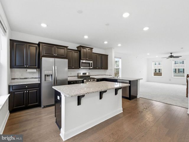 38 SULLIVAN WAY, Marlton, NJ 08053