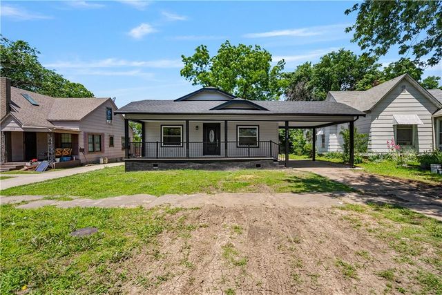 1110 W 3rd Street, Coffeyville, KS 67337