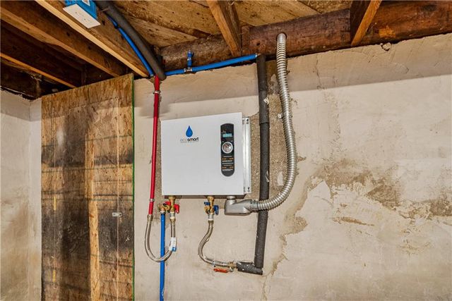 1110 W 3rd Street, Coffeyville, KS 67337