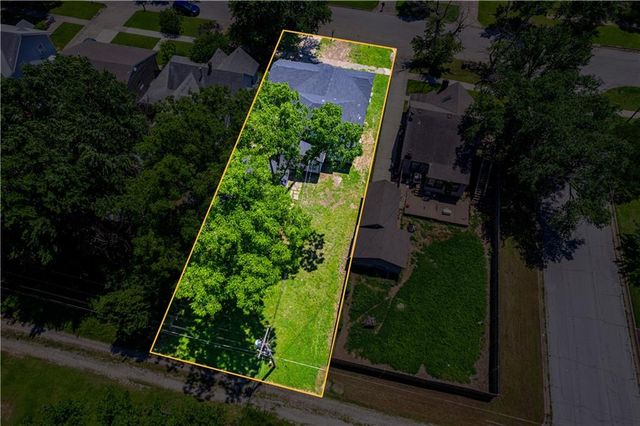 1110 W 3rd Street, Coffeyville, KS 67337