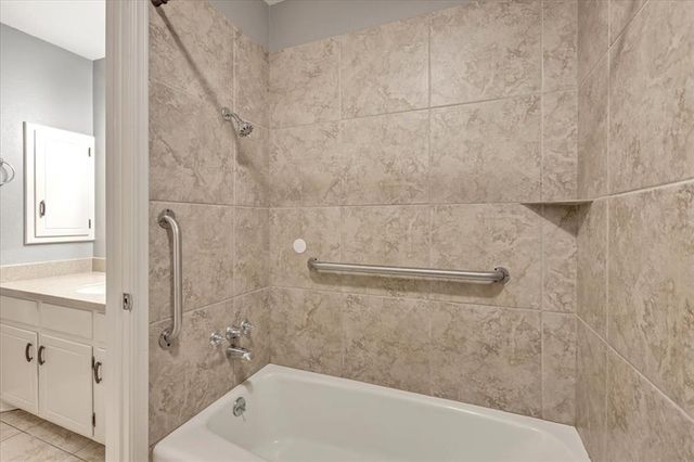 11728 Hastings Avenue, Yukon, OK 73099