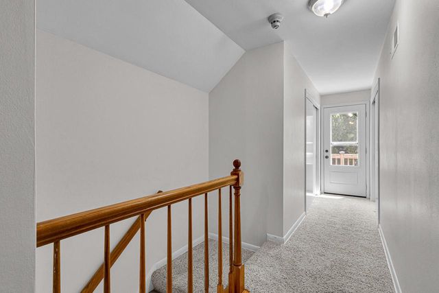 2311 W Kenboern DRIVE, Glendale, WI 53209