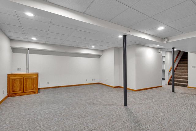 2311 W Kenboern DRIVE, Glendale, WI 53209