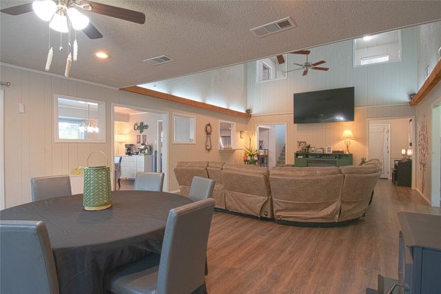 124 Freese Drive, Sanger, TX 76266