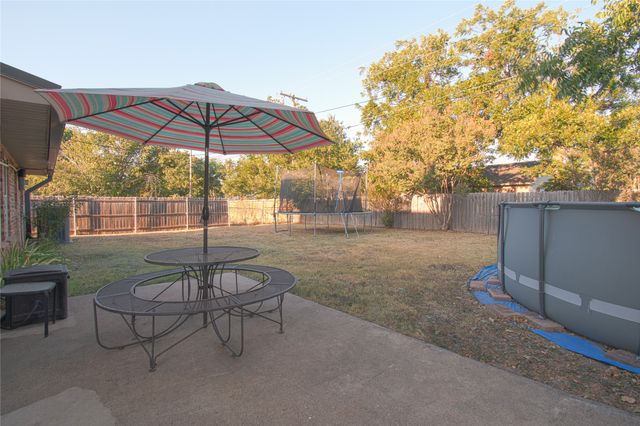 124 Freese Drive, Sanger, TX 76266