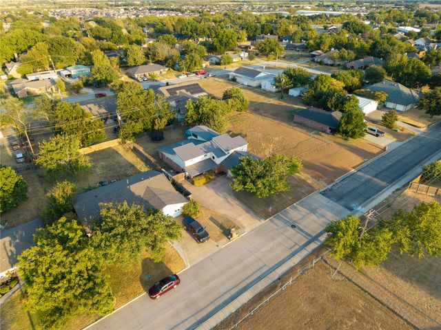 124 Freese Drive, Sanger, TX 76266