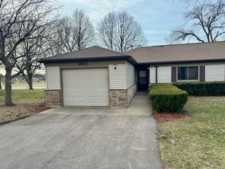 803A Coventry Lane, Sterling, IL 61081