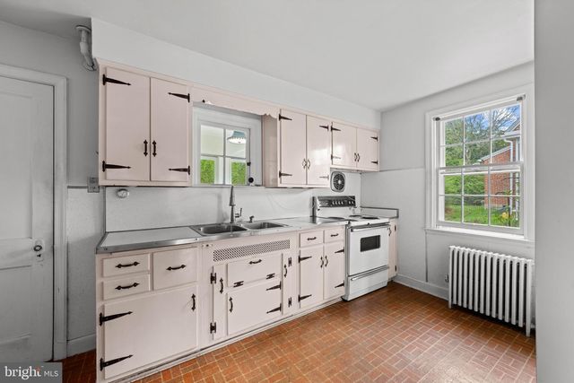 319 S CHURCH ST, Middletown, MD 21769