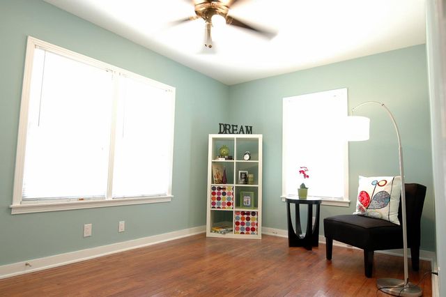 409 W Croslin ST, Austin, TX 78752