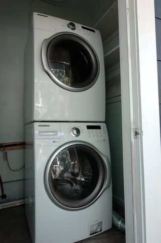 409 W Croslin ST, Austin, TX 78752