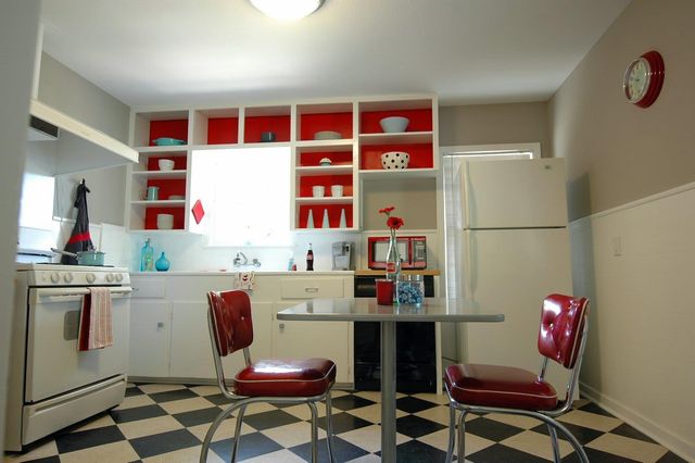 409 W Croslin ST, Austin, TX 78752