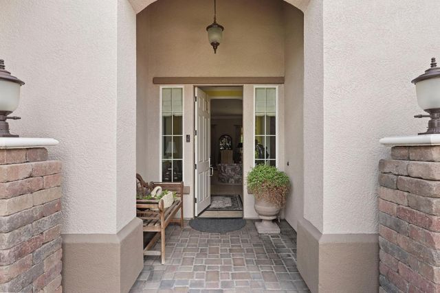 1316 Maple Valley St, Manteca, CA 95336
