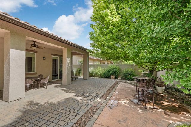 1316 Maple Valley St, Manteca, CA 95336