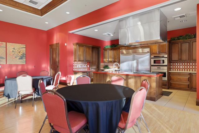 1316 Maple Valley St, Manteca, CA 95336
