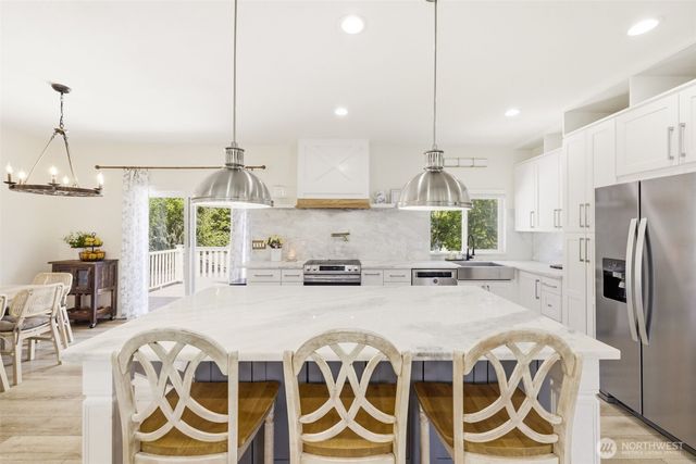 30210 30th Avenue SW, Federal Way, WA 98023