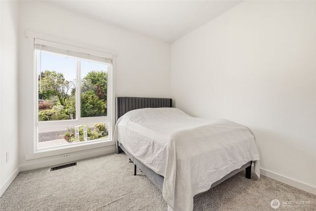 30210 30th Avenue SW, Federal Way, WA 98023