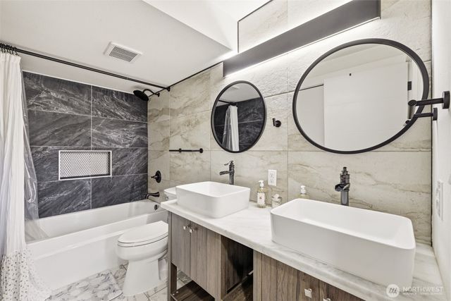 30210 30th Avenue SW, Federal Way, WA 98023